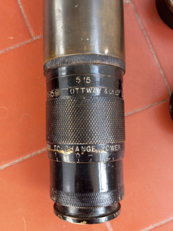 TELESCOPIO MILITAR DE TIRO